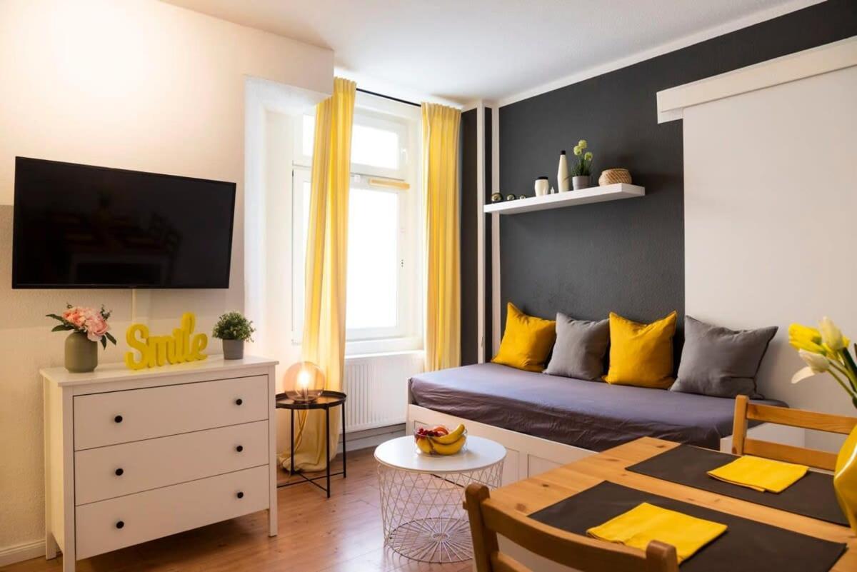 2 Bedroom In Great Location In Kreuzberg Berlin Bagian luar foto
